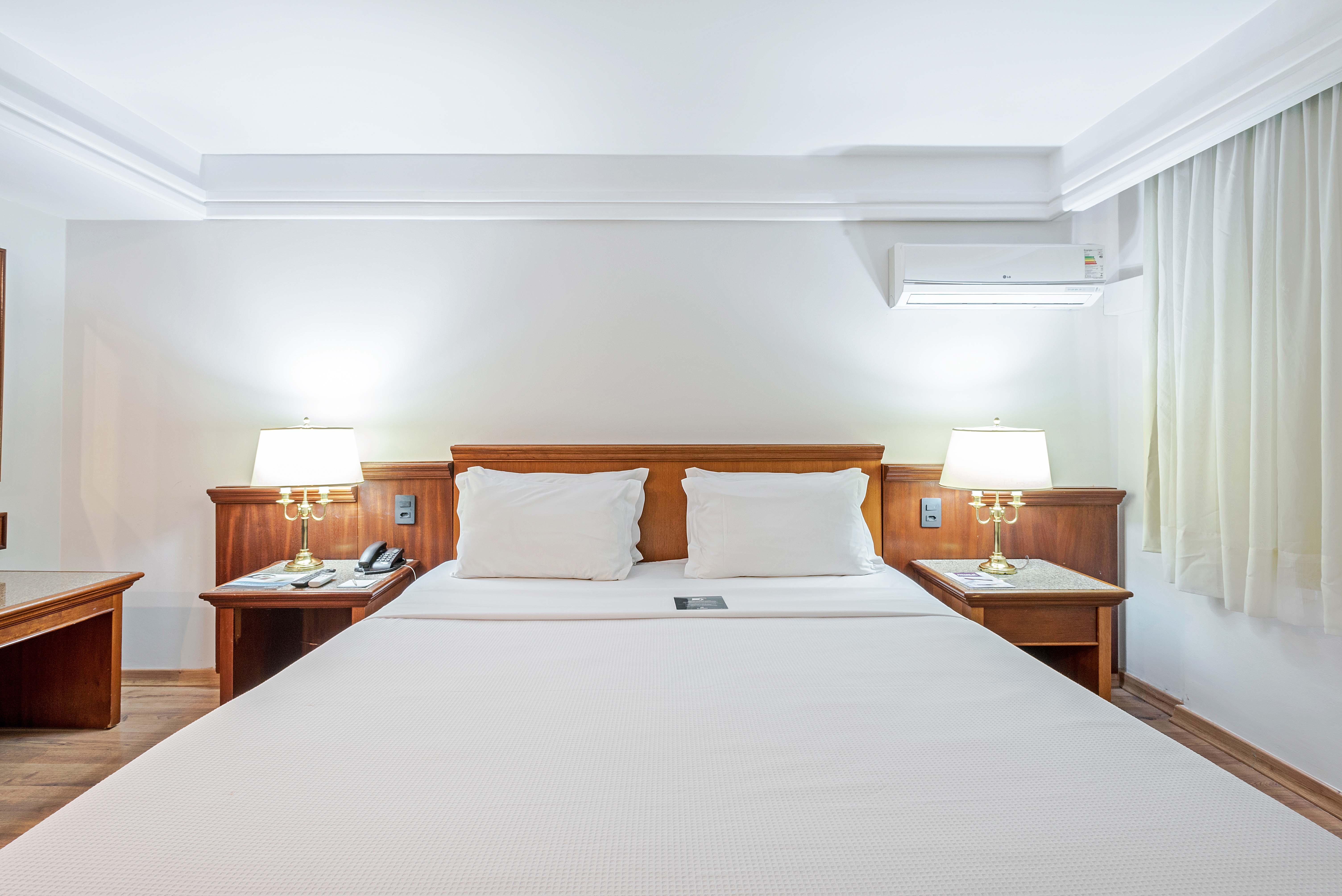 Rede Andrade Braz Hotel Curitiba Eksteriør billede