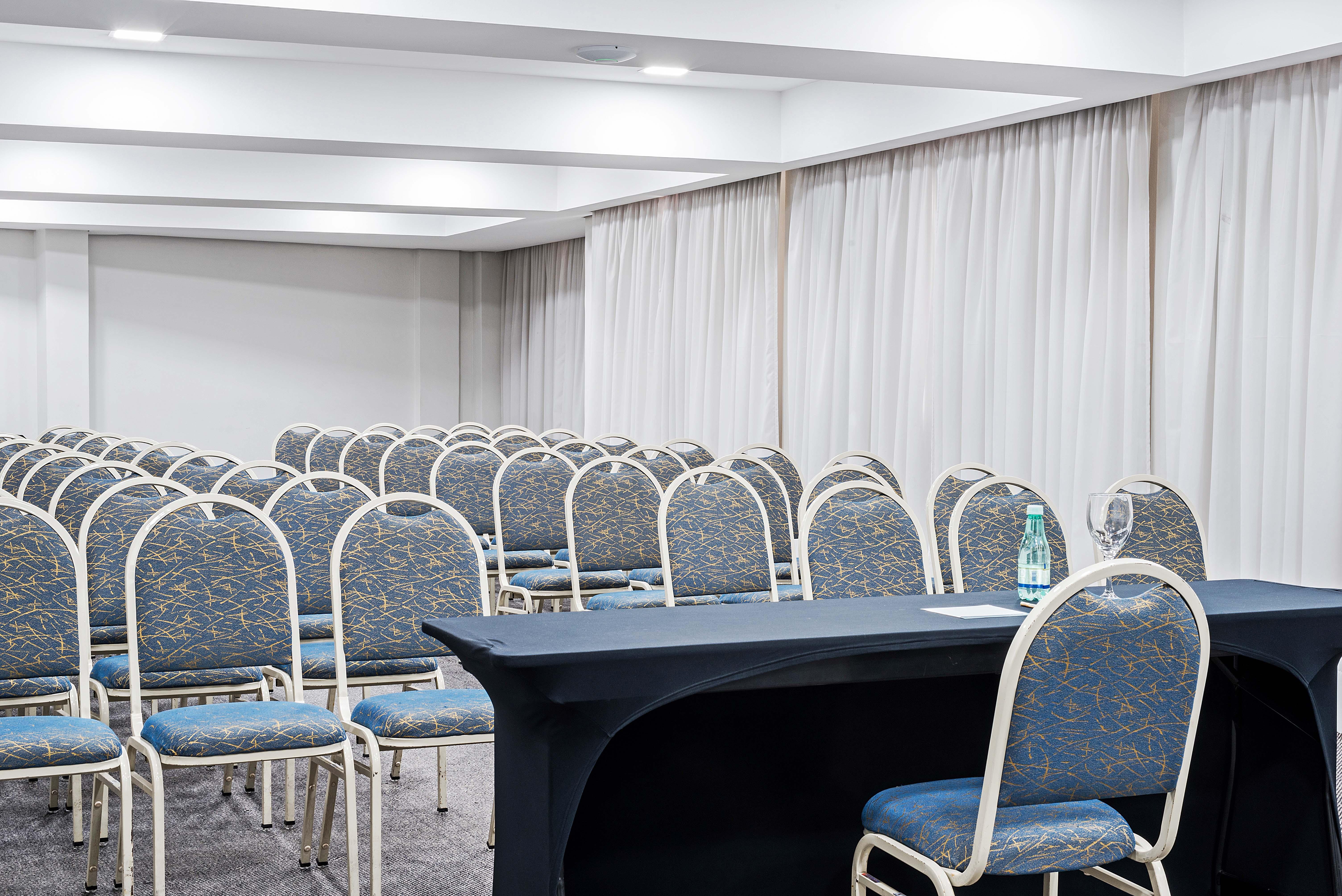 Rede Andrade Braz Hotel Curitiba Eksteriør billede