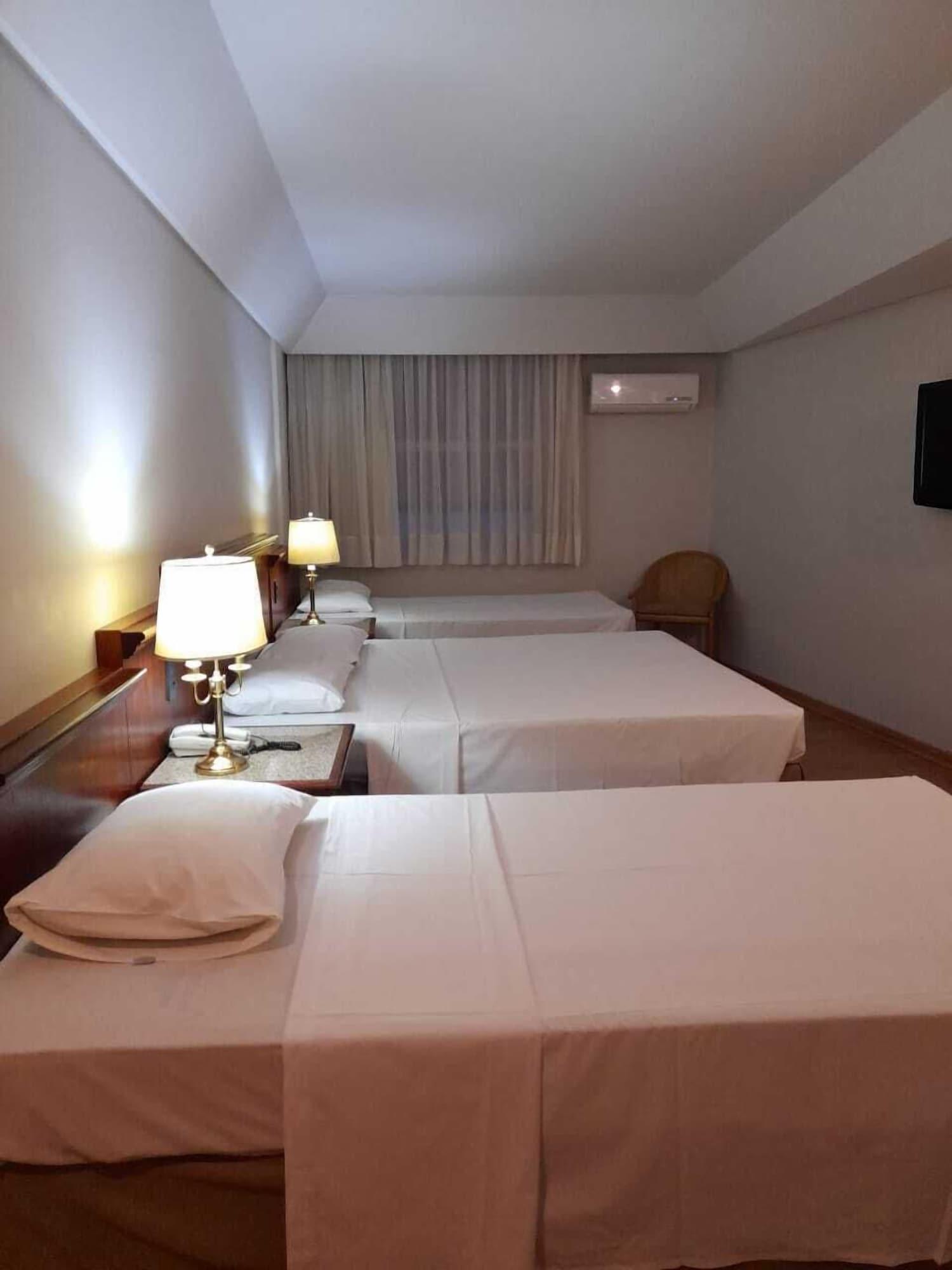 Rede Andrade Braz Hotel Curitiba Eksteriør billede