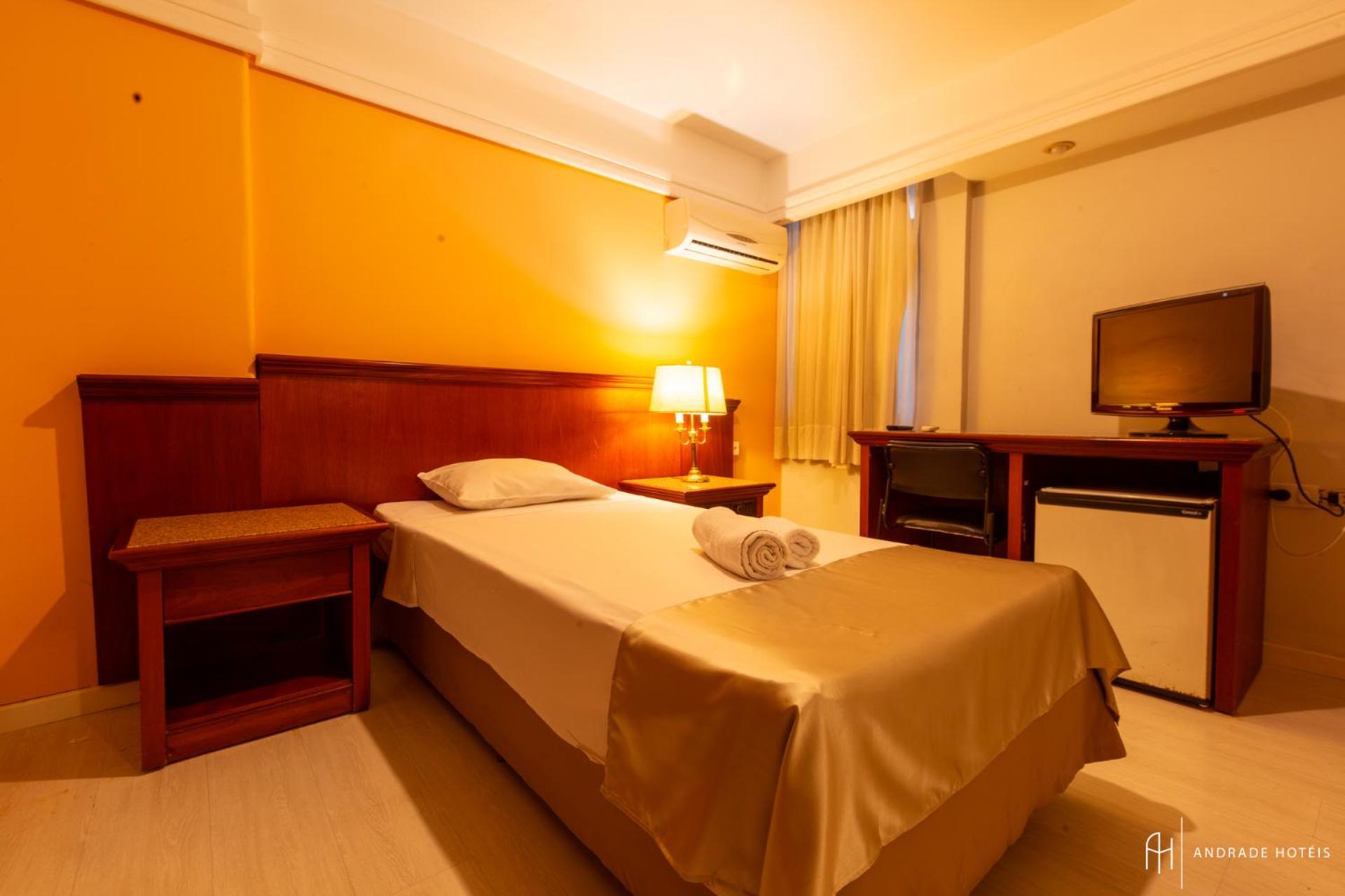 Rede Andrade Braz Hotel Curitiba Eksteriør billede