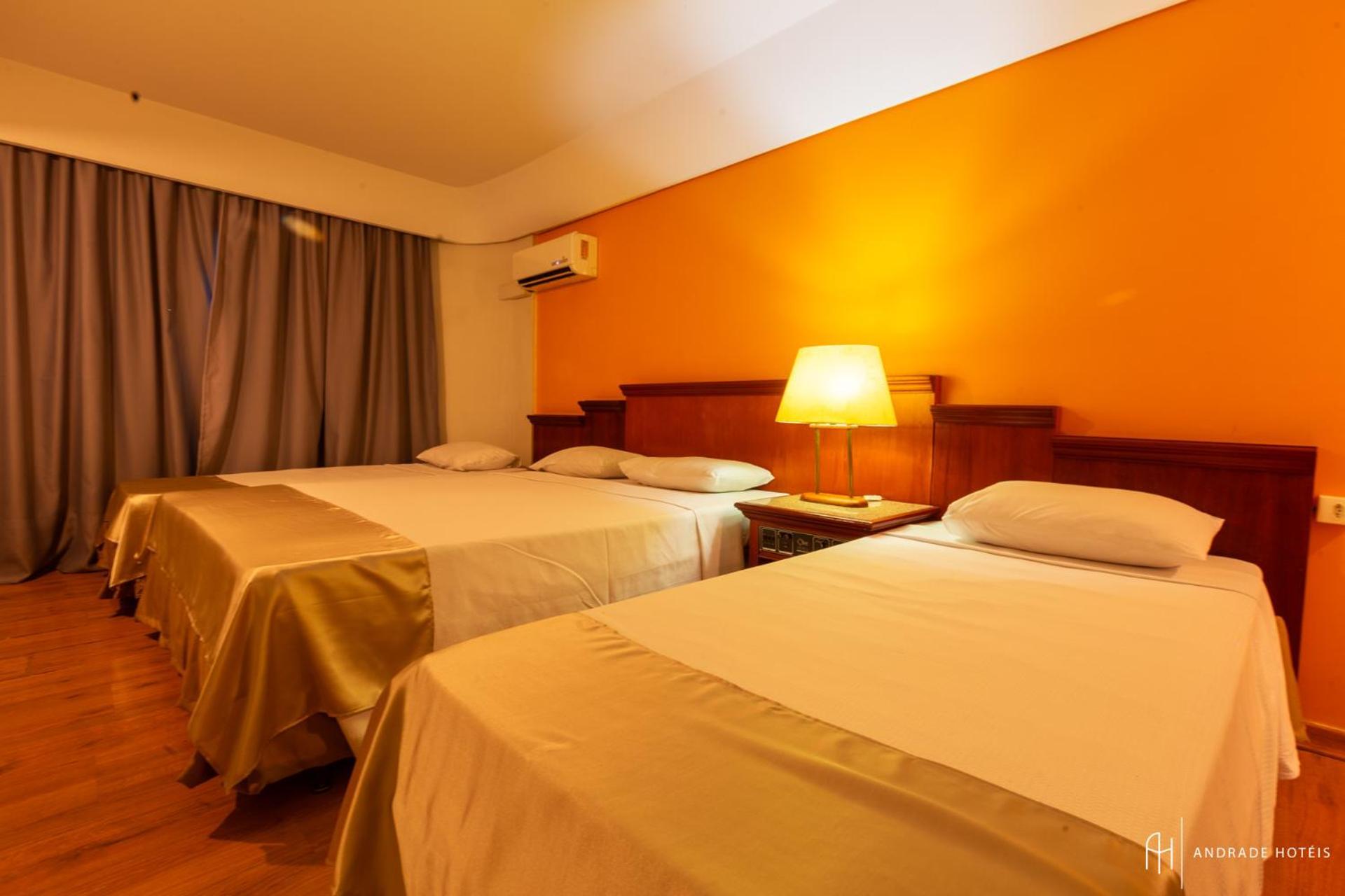 Rede Andrade Braz Hotel Curitiba Eksteriør billede