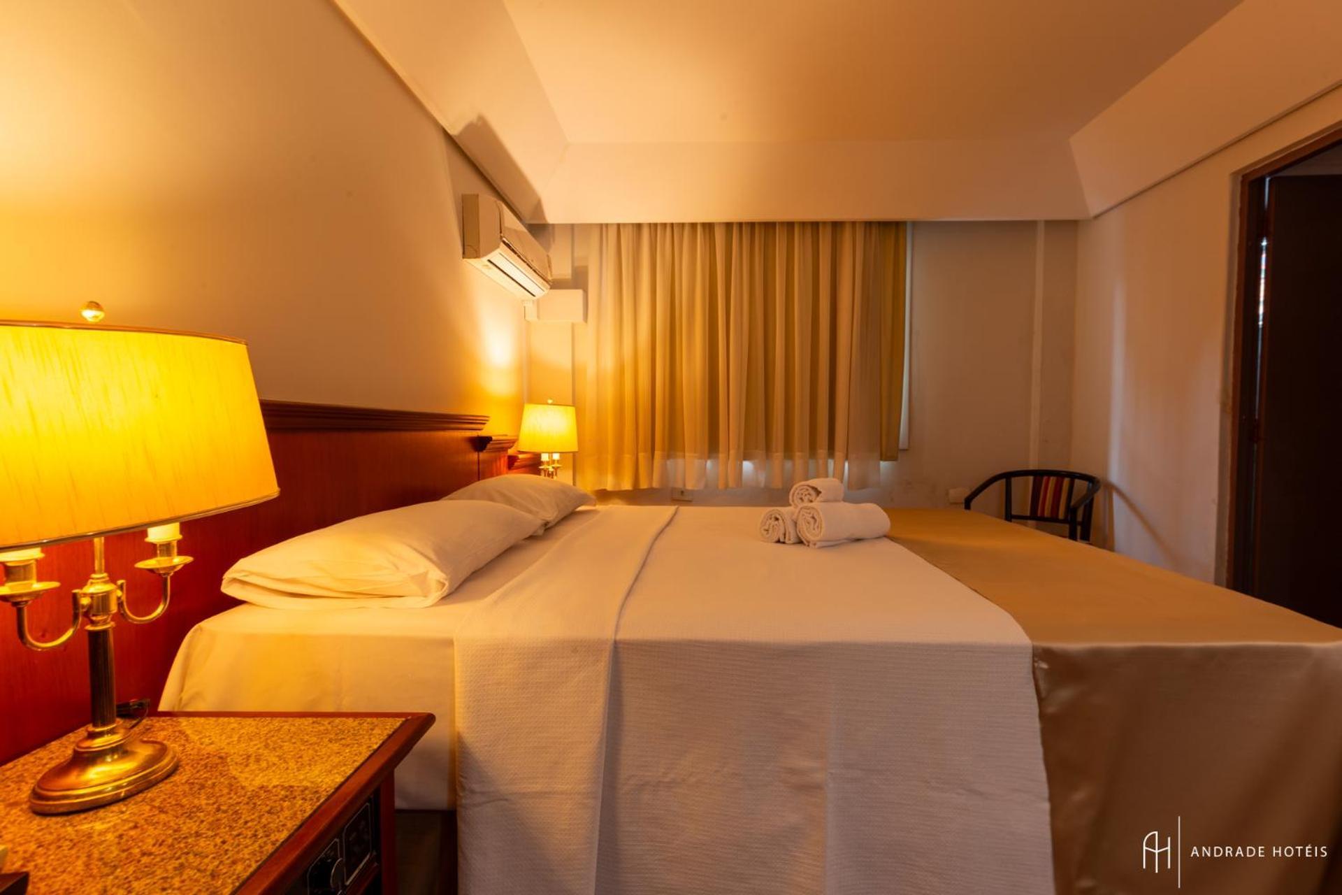 Rede Andrade Braz Hotel Curitiba Eksteriør billede