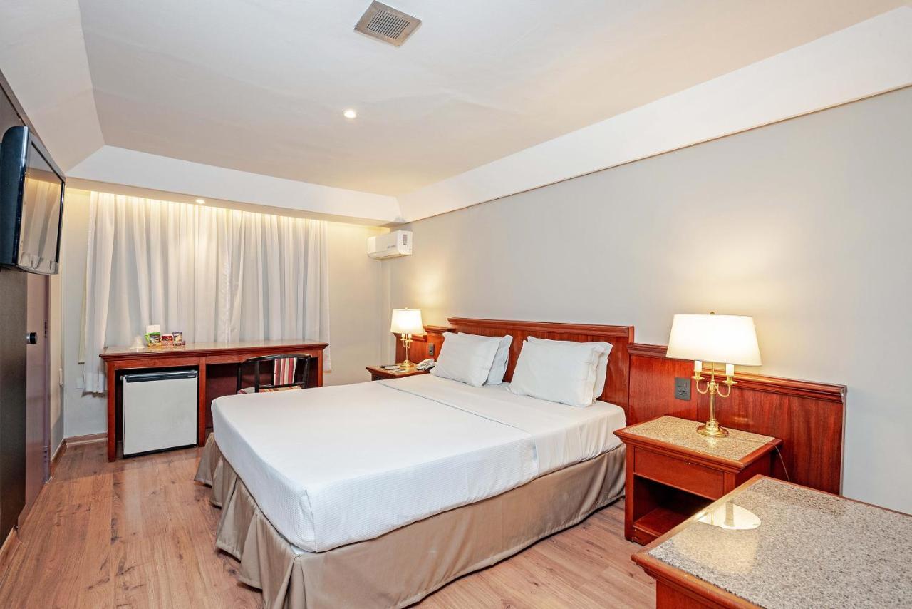 Rede Andrade Braz Hotel Curitiba Eksteriør billede