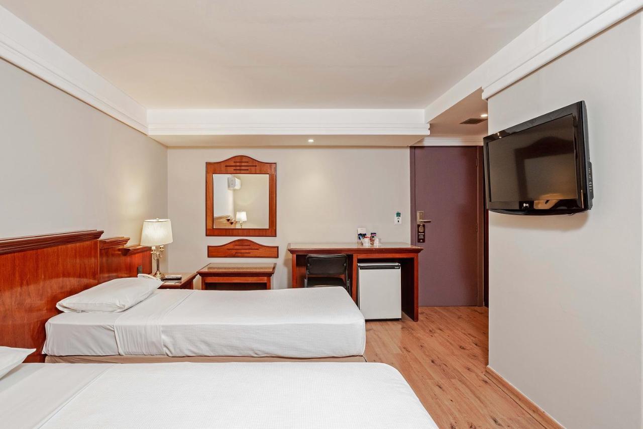 Rede Andrade Braz Hotel Curitiba Eksteriør billede